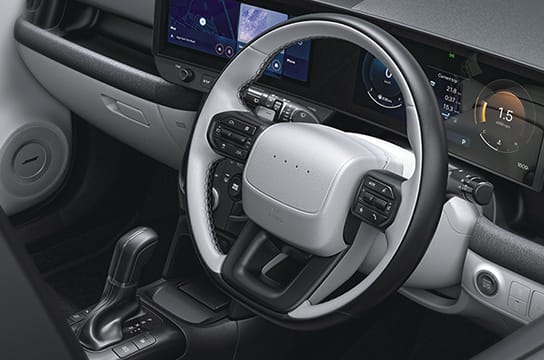 Hyundai Bayon two-tone D-cut steering wheel