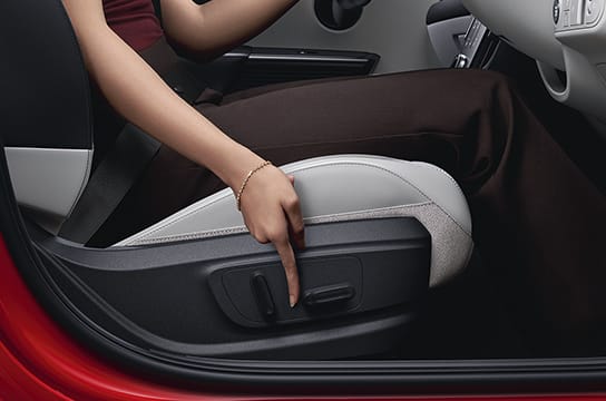 Hyundai Bayon electric 8-way driver seat