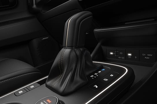 Leather gear shift knob (Black with brass inserts)